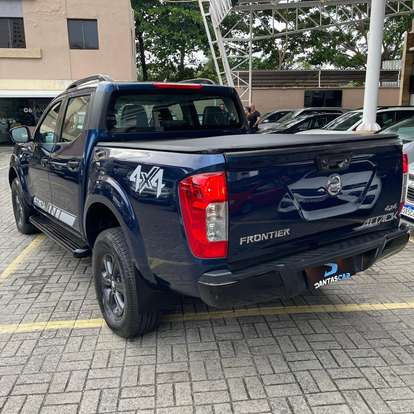 NISSAN-FRONTIER-2022