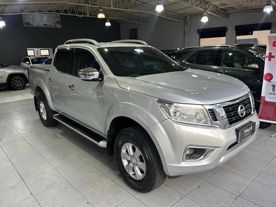NISSAN FRONTIER 2.3 16V TURBO DIESEL LE CD 4X4 AUTOMÁTICO