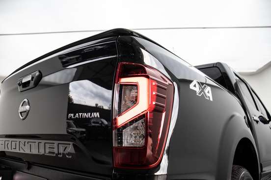 NISSAN-FRONTIER-2024