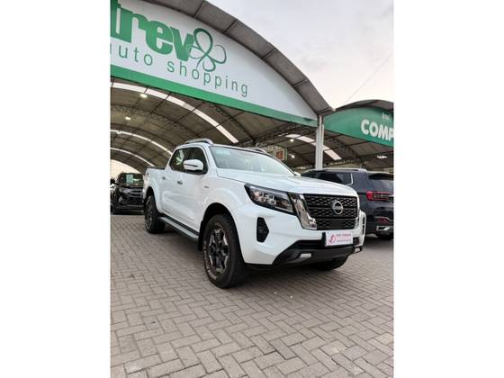 NISSAN FRONTIER 2.3 16V TURBO DIESEL PLATINUM CD 4X4 AUTOMÁTICO