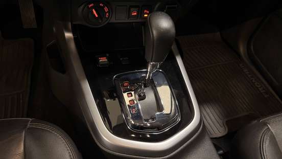 NISSAN-FRONTIER-2023