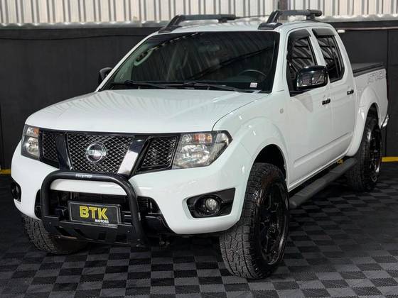 NISSAN FRONTIER 2.5 SV ATTACK 4X4 CD TURBO ELETRONIC DIESEL 4P AUTOMÁTICO