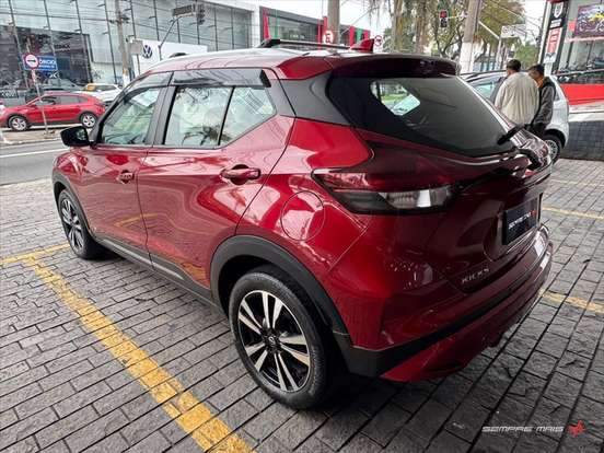 NISSAN-KICKS-2023