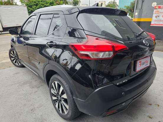 NISSAN-KICKS-2016