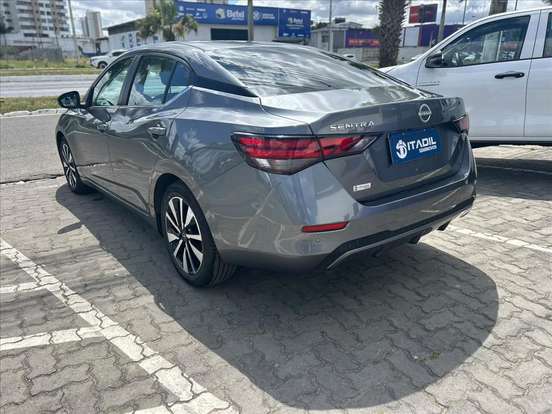 NISSAN-SENTRA-2024