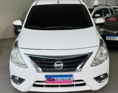NISSAN VERSA 1.6 16V FLEXSTART SL 4P XTRONIC NISSAN VERSA 1.6 16V FLEXSTART SL 4P XTRONIC