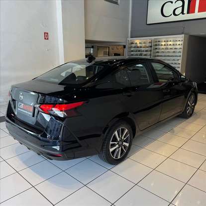 NISSAN-VERSA-2023