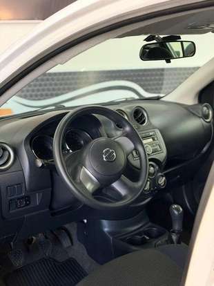 NISSAN-VERSA-2014