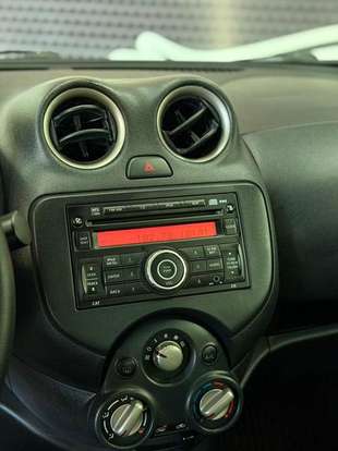 NISSAN-VERSA-1.6 16V FLEX SV 4P MANUAL NISSAN-VERSA-2014