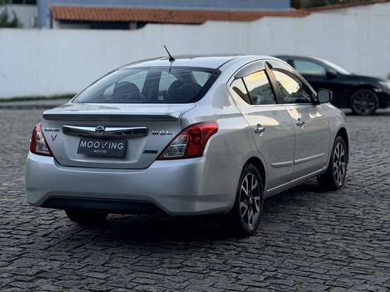 NISSAN-VERSA-1.6 16V FLEXSTART UNIQUE 4P MANUAL NISSAN-VERSA-2015