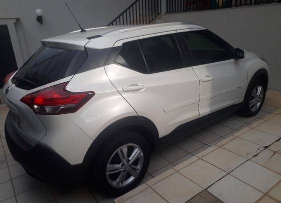 NISSAN KICKS 1.6 16V FLEXSTART S DIRECT 4P XTRONIC