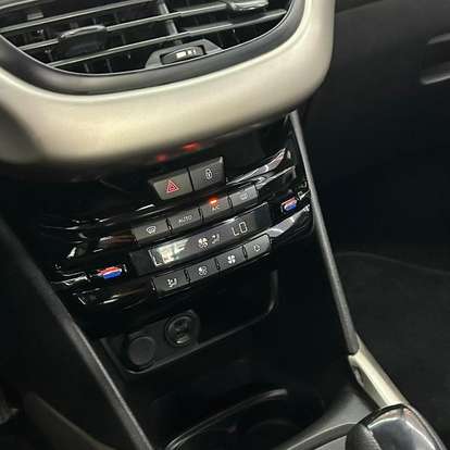 PEUGEOT-2008-1.6 16V FLEX ALLURE 4P AUTOMÁTICO PEUGEOT-2008-2016