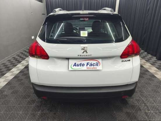 PEUGEOT-2008-2021
