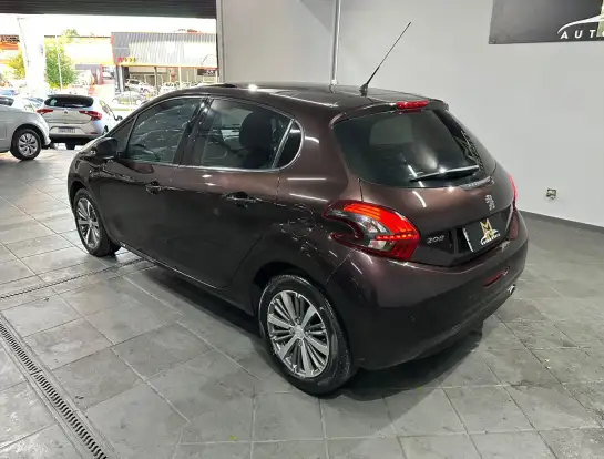 PEUGEOT-208-1.6 GRIFFE 16V FLEX 4P AUTOMÁTICO PEUGEOT-208-2018