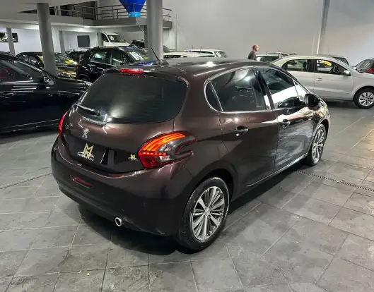 PEUGEOT-208-1.6 GRIFFE 16V FLEX 4P AUTOMÁTICO PEUGEOT-208-2018
