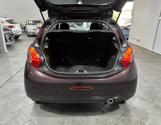 PEUGEOT-208-1.6 GRIFFE 16V FLEX 4P AUTOMÁTICO PEUGEOT-208-2018