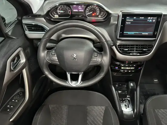 PEUGEOT-208-1.6 GRIFFE 16V FLEX 4P AUTOMÁTICO PEUGEOT-208-2018