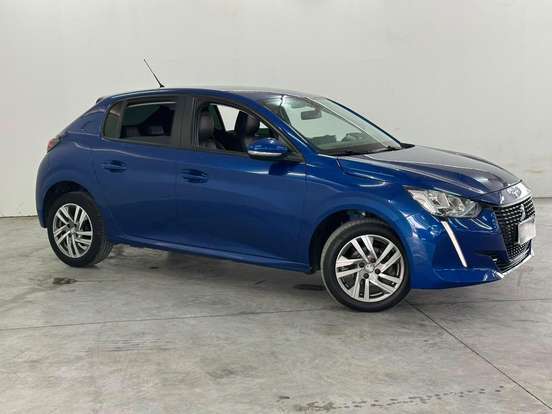 PEUGEOT-208-2021