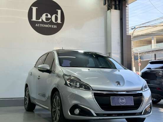 PEUGEOT-208-1.6 GRIFFE 16V FLEX 4P AUTOMÁTICO PEUGEOT-208-2016