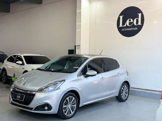 PEUGEOT-208-1.6 GRIFFE 16V FLEX 4P AUTOMÁTICO PEUGEOT-208-2016