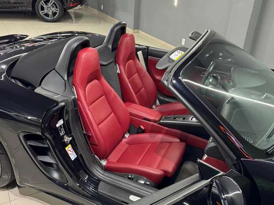 PORSCHE-718-2021