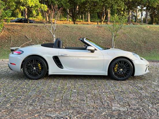 PORSCHE-718-2018