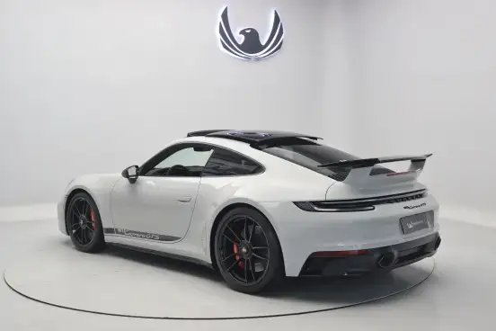PORSCHE-911-2024
