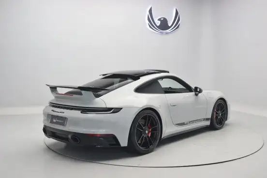 PORSCHE-911-2024