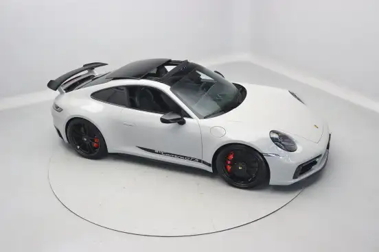 PORSCHE-911-2024