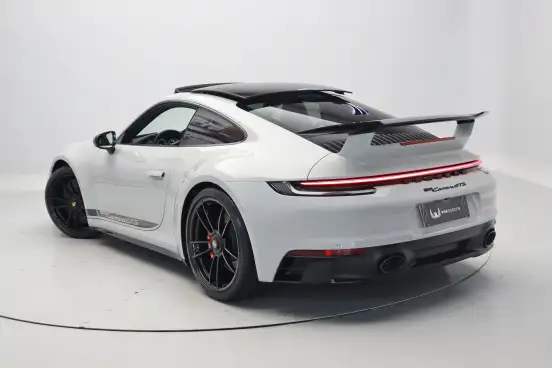 PORSCHE-911-2024