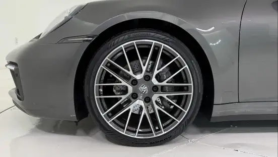 PORSCHE-911-2024