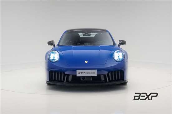 PORSCHE-911-2025