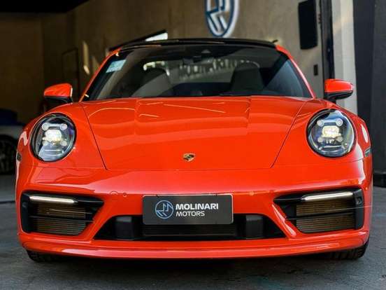 PORSCHE-911-2020
