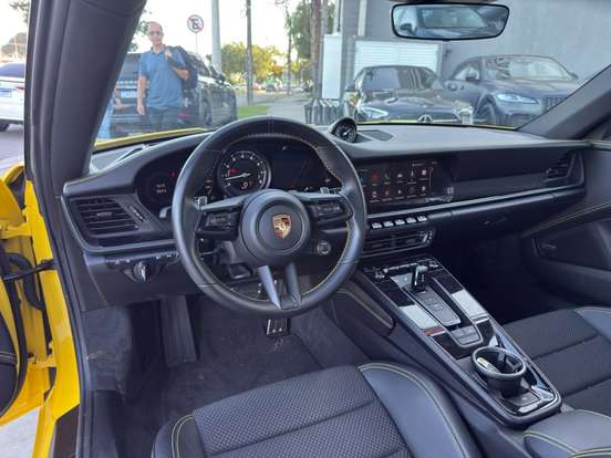 PORSCHE-911-2024