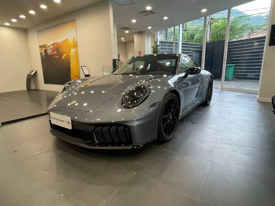 PORSCHE 911 3.6 24V H6 T-HYBRID CARRERA GTS PDK
