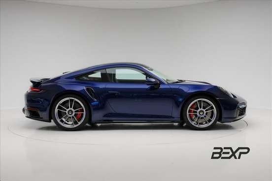 PORSCHE-911-2023