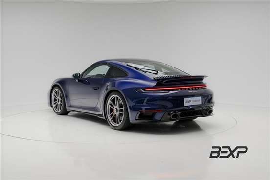 PORSCHE-911-2023
