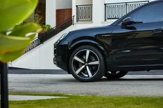 PORSCHE-CAYENNE-2024