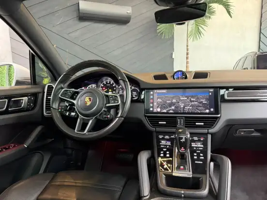 PORSCHE-CAYENNE-2022