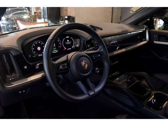 PORSCHE-CAYENNE-3.0 V6 E-HYBRID COUPÉ AWD TIPTRONIC S PORSCHE-CAYENNE-2025