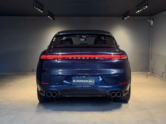 PORSCHE-CAYENNE-2025