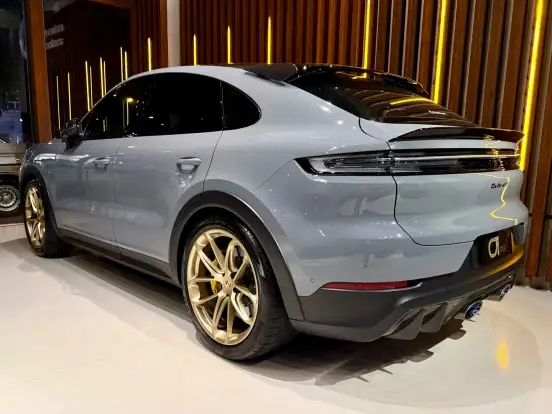PORSCHE-CAYENNE-2024