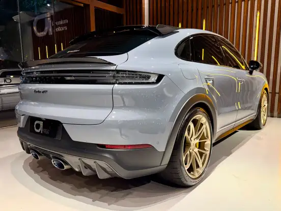 PORSCHE-CAYENNE-2024