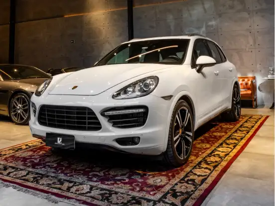 PORSCHE-CAYENNE-4.8 4X4 V8 32V TURBO GASOLINA 4P TIPTRONIC PORSCHE-CAYENNE-2010