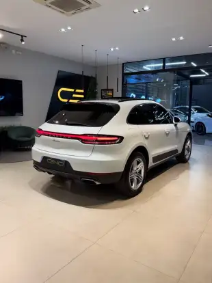 PORSCHE-MACAN-2019