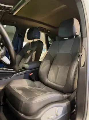 PORSCHE-MACAN-2019