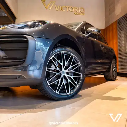 PORSCHE-MACAN-2022