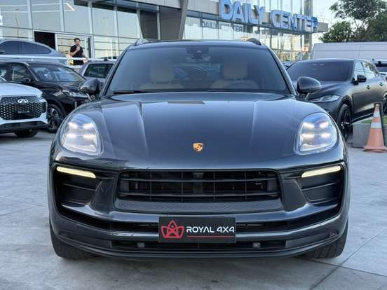 PORSCHE-MACAN-2022