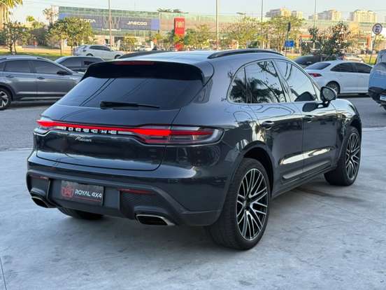 PORSCHE-MACAN-2022