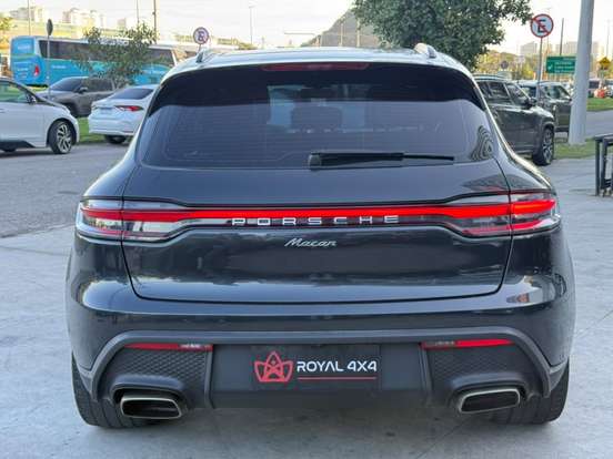 PORSCHE-MACAN-2022